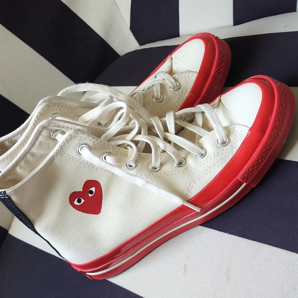 Comme Des garcons play